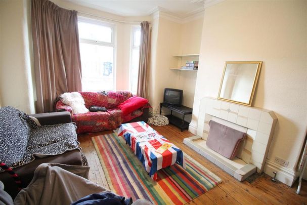 5 bedroom house to rent - Photo 1