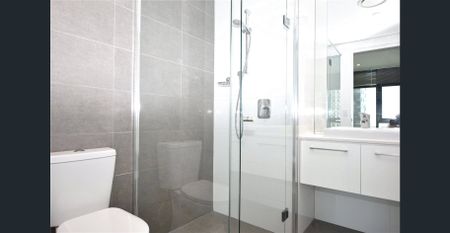 Location is everything - Photo 5