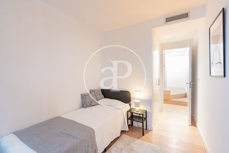 Penthouse for rent in Vallehermoso (Madrid) - Photo 2