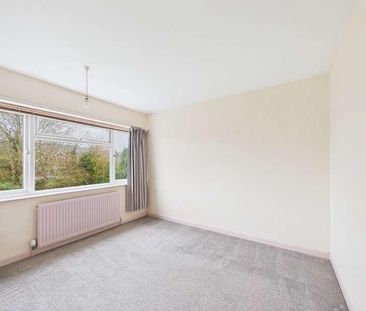 Place Farm Way, Monks Risborough, Buckinghamshire, HP27 - Photo 2