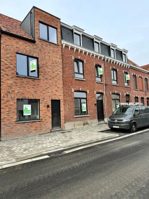 Instapklare nieuwbouwwoning met 3 slaapkamers en garage te Bissegem - Foto 1