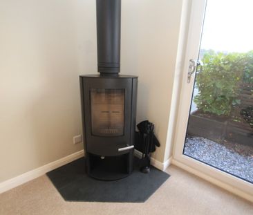 1 Bedroom Mid Terraced House, Clutton - Photo 2