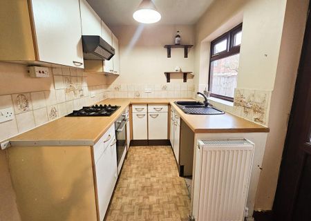 2 bedroom terraced house to rent - Photo 4