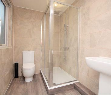 House share to rent - Photo 2