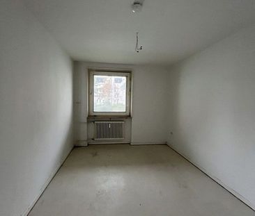 Gelegenheit: zentrale 3,5-Zimmer-Wohnung (WBS) - Photo 4