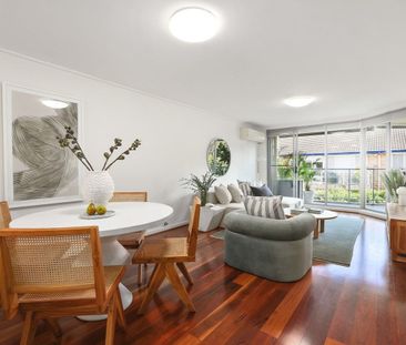 Ultra-Chic Beachside Retreat with Stunning Rooftop Terrace - Photo 1