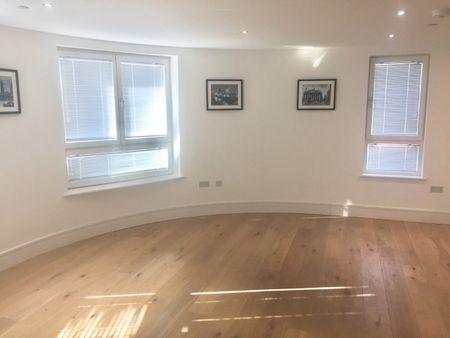 1 Bed Flat, St Luke Avenue, SW4 - Photo 2