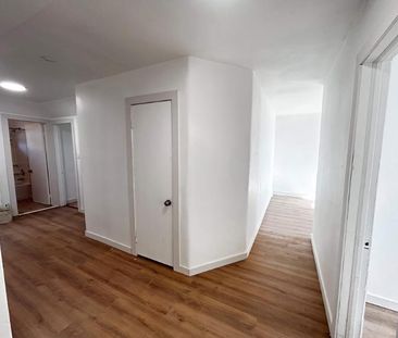 2 CH - 1 SDB - Montreal - $1,095 /mo - Photo 3