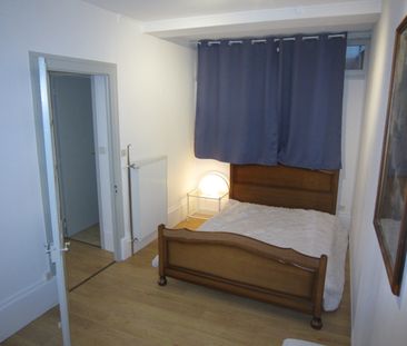 Location Appartement 2 pièces 52m² CHARLIEU 42190 - Photo 2