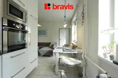 Pronájem bytu 2+kk, ulice Slovinská, Brno - Královo Pole, zařízený, balkon, sklep, internet v ceně - Fotografie 5