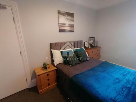 1 bedroom in a house share to rent - Photo 4