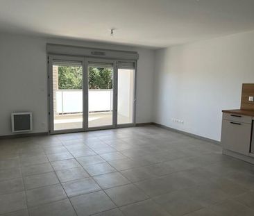 Location Appartement 3 pièces 62m² BRIGNOLES 83170 - Photo 1