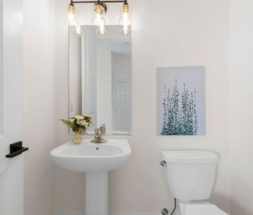 For Lease - 3307 Thunderbird Promenade, Pickering, Ontario - Photo 6