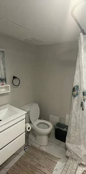 Appartement sous-sol à louer - Photo 1