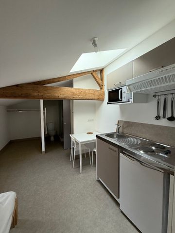 Location appartement 1 pièce, 11.20m², La Roche-sur-Yon - Photo 2