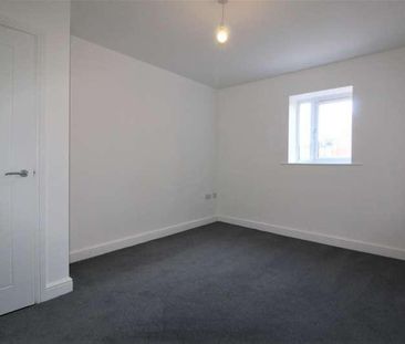 Elizabeth Court, Wakefield, WF2 - Photo 5