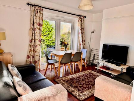 4 bedroom semi-detached house to rent - Photo 5