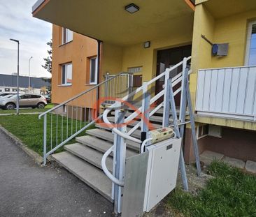 Pronájem bytu 2+1 65 m2 - Fotografie 5