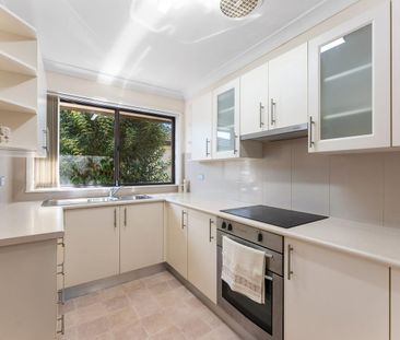 Spacious Duplex in Central Location! - Photo 3