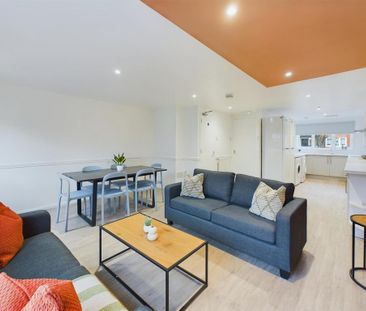 1 bedroom in a house share to rent - Photo 3