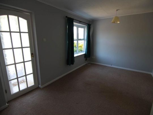 2 bedroom house to rent - Photo 1