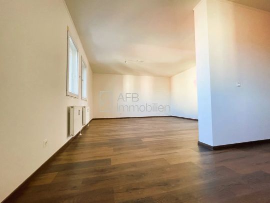 3,5 Zimmer Genossenschaftswohnung Nähe Raiffeisensportpark - Foto 1