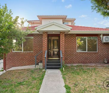 Bold & Beautiful and Free Standing!! - Photo 5