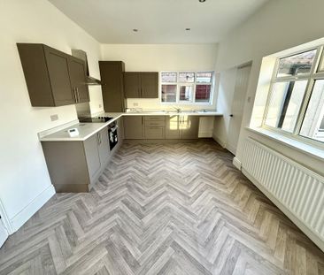 3 bedroom detached bungalow to rent - Photo 5