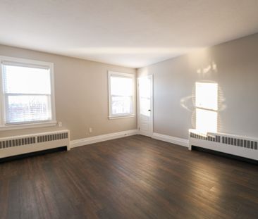For Lease - 348 Simcoe Street Unit# #4, Peterborough, Ontario - Photo 4