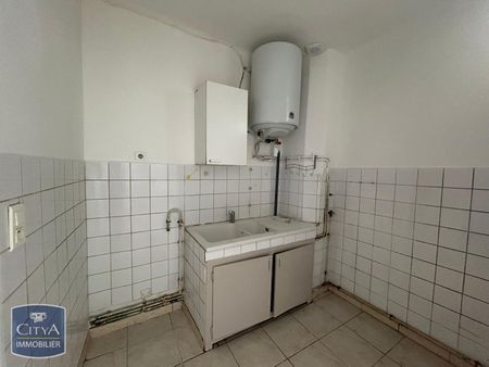 Location Appartement 3 pièces 40m² CARPENTRAS 84200 - Photo 2