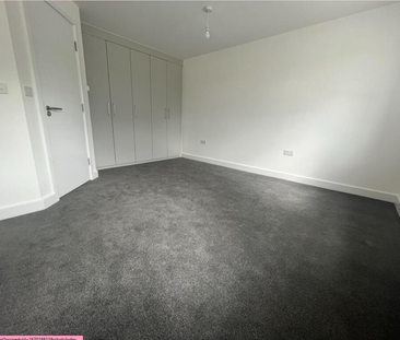 Acacia Terrace, Leeds, Seacroft - Photo 1