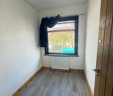Room in a Shared House, Wyvenhoe Road, HA2 - Photo 1
