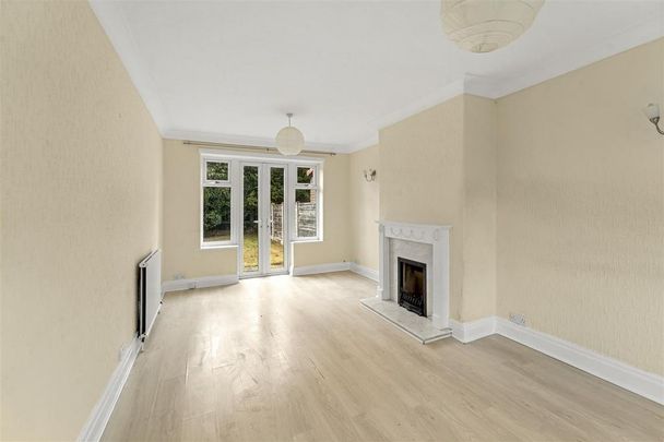 3 bedroom semi-detached house to rent - Photo 1