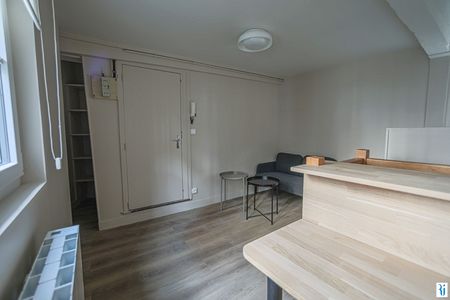 Location Appartement 2 pièces 23m² ROUEN 76000 - Photo 2