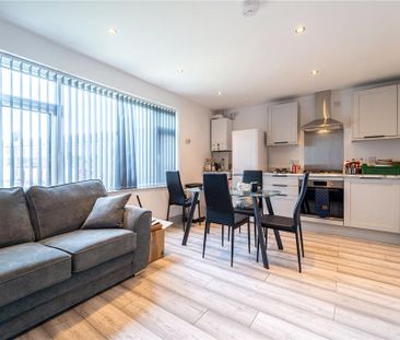 3 bedroom apartment to rent - Photo 2