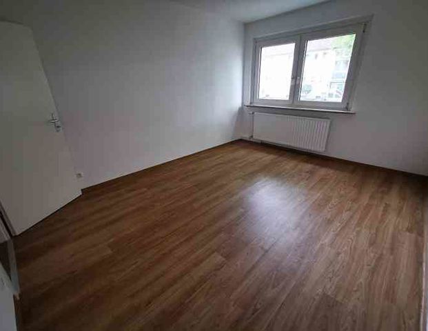 Preiswerte 3,5-Zimmer-Wohnung - Photo 1