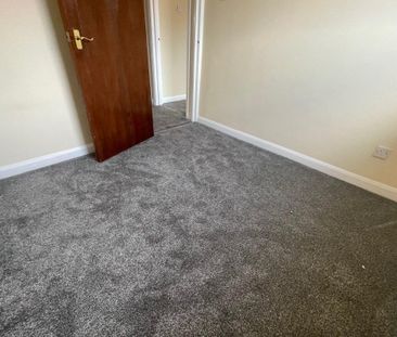 Bournemouth Road, POOLE - Photo 3