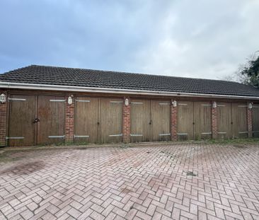 Boldre Close, Poole - Photo 1