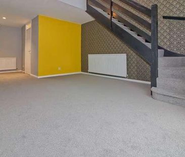 Central Mk - Prime Bedroom Duplex Style Apartment, MK9 - Photo 5