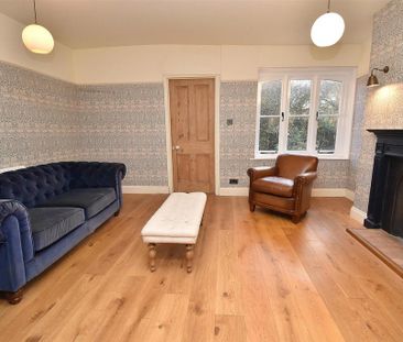 4 bedroom detached house to rent - Photo 1