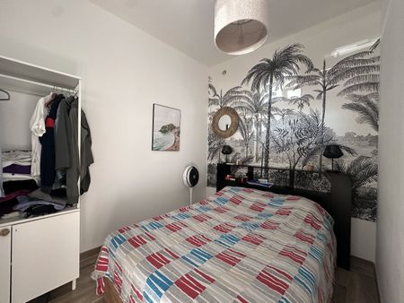 Location Appartement 3 pièces 57m² SETE 34200 - Photo 2