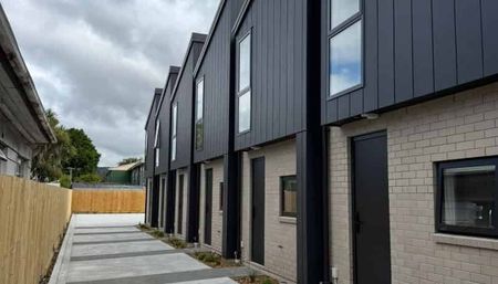 8/120 Hastings - Photo 2