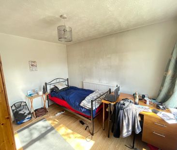 Earlham Road, Norwich - Photo 5