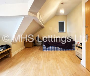 3 Bedroom Flat for rent in Headingley Avenue - Photo 2