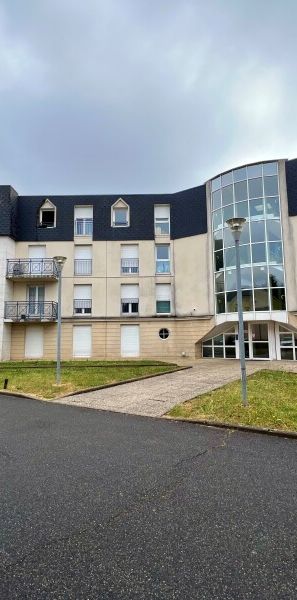 Location Appartement 1 pièce 19m² ST JEAN LE BLANC 45650 - Photo 1