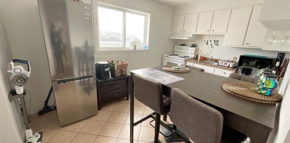 3 CH - 1 SDB - Lévis - $1,195 /mo - Photo 2