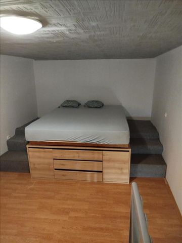 Kiadó felújított lakás - Budapest VI. kerület - Fotó 3