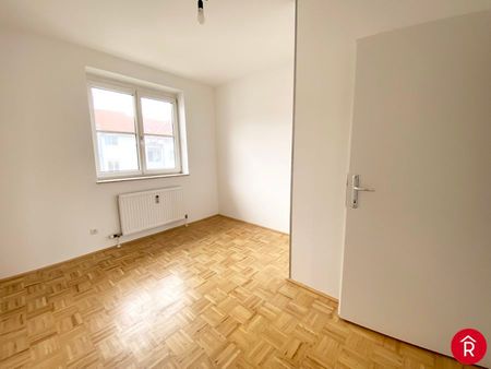 Geförderte 4-Zimmerwohnung mit Loggia - Foto 4