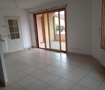 Location Appartement 2 pièces 54m² MESSIMY 69510 - Photo 1