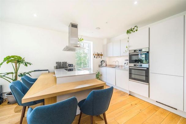 2 bedroom flat to rent - Photo 1